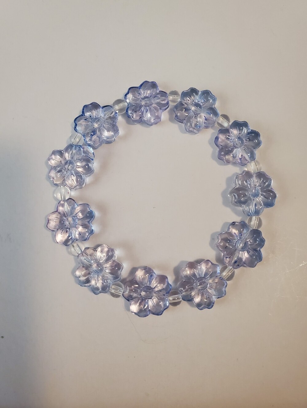 Clear Flower Bead Stretch Bracelet
